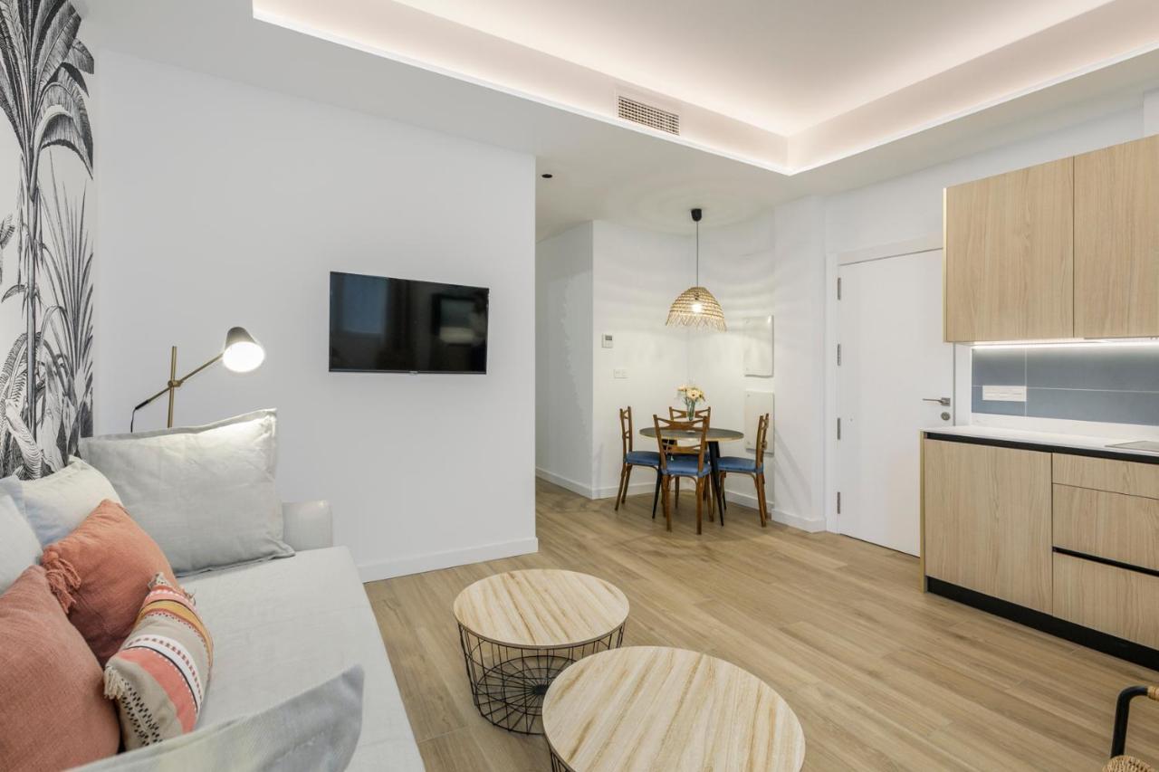 Hi Room - Smart Apartments - He 0 Granada Kültér fotó