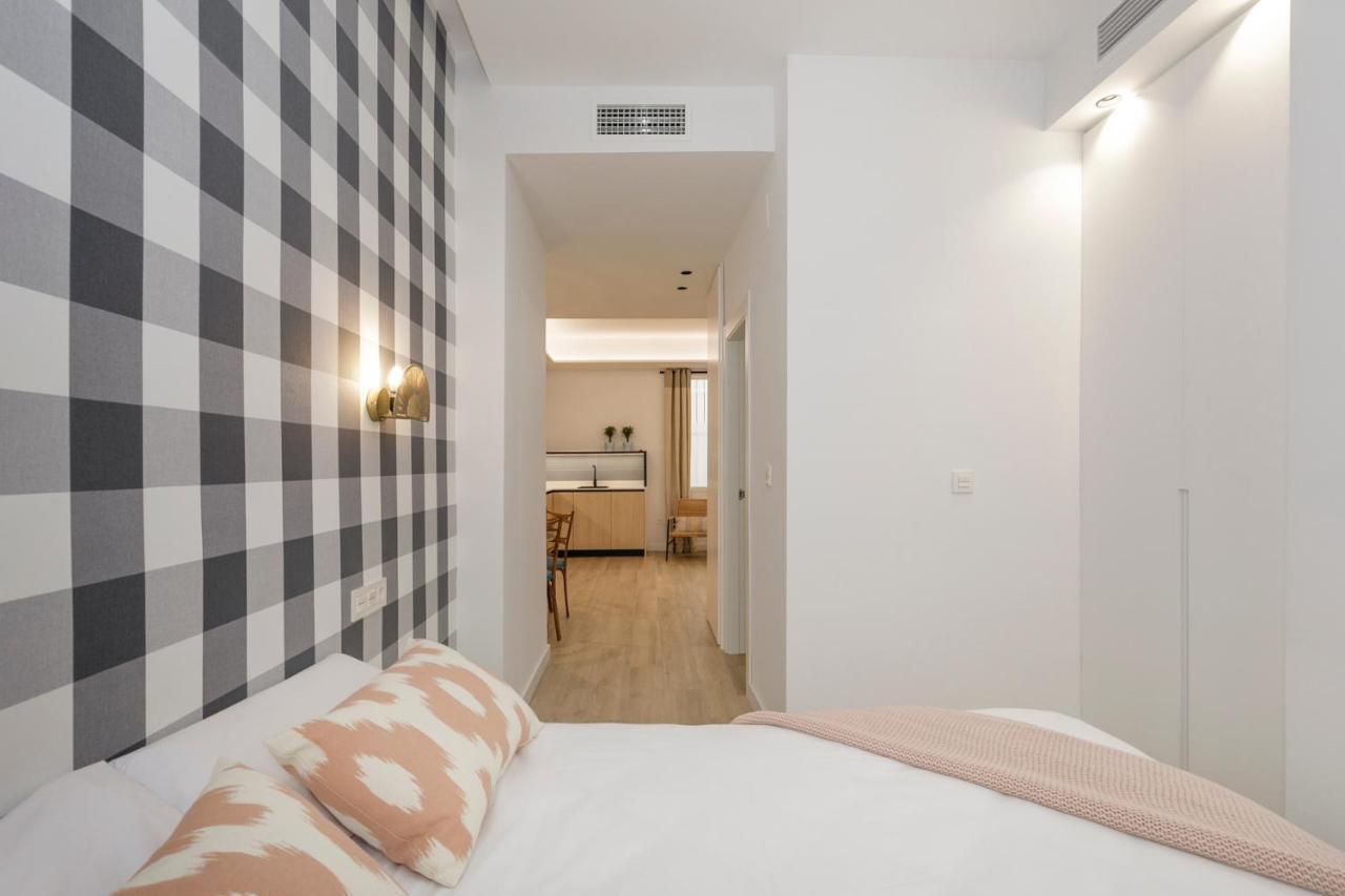 Hi Room - Smart Apartments - He 0 Granada Kültér fotó